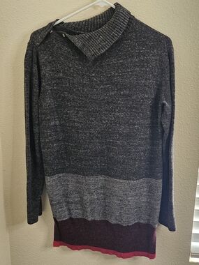 GAP Casual  Colorblock Knit Sweater with Funnel Neck Women Size XS